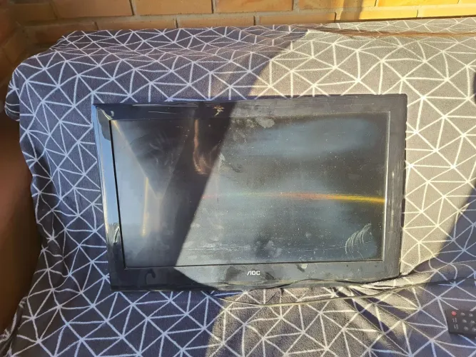 Tv AOC 32"