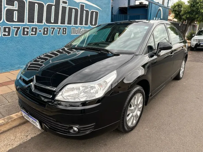 Citroen C4 GLX 2.0 Flex 16V 5P Mec. 2011