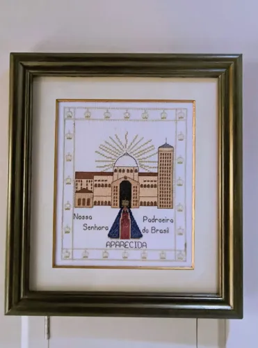Quadro Nossa Senhora Aparecida em ponto cruz