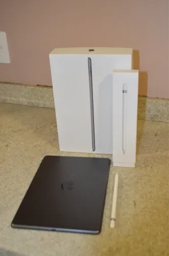 iPad 9ª Geração 256 GB Cinza-Espacial + Apple Pencil Original 