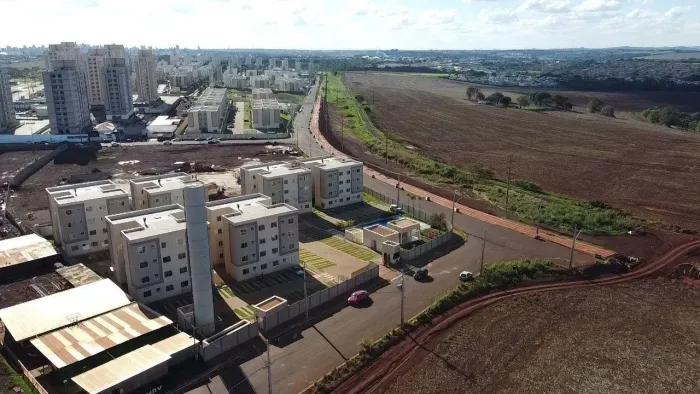 Apartamento para venda possui 50 metros quadrados com 2 quartos