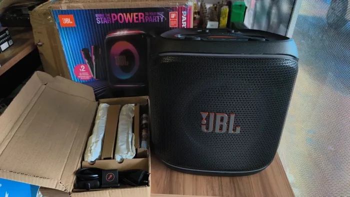 Vendo Caixa de Som Partybox Encore 2, JBL original nunca usada