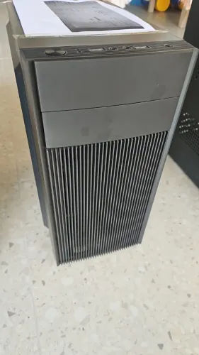 Computador SSD 240 GB, Ram de 8 GB, Processador i5-650