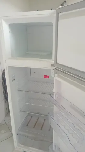 GELADEIRA SEME NOVA