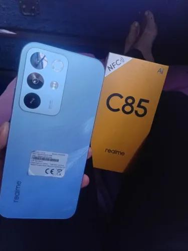 Celular ploqueado play joi