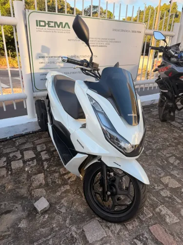 PCX ÚNICA DONA