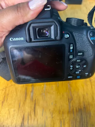 Canon T100+18-55mm+Flash+Kit. Ótimo estado, ideal para iniciantes!<br>