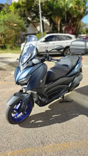 Xmax 2024 muito nova