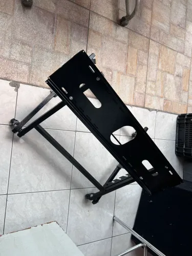 Suporte de TV de Chão (Inclinável) com Rodinhas