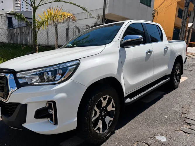Toyota Hilux CD SRX 4X4 2.8 TDI 16V Diesel Aut. 2020