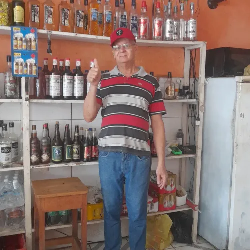 Contrata, atendente de bar