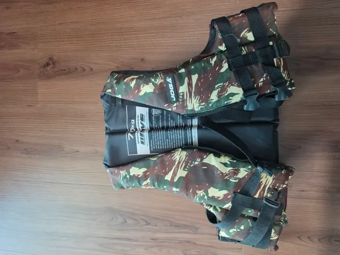 Vendo colete salva vidas, até 70kg