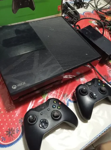 Vende ou troca Xbox one (P/manutenção)
