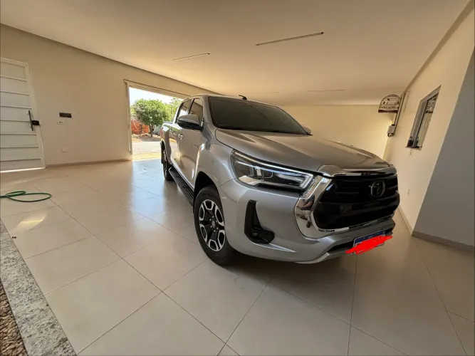 Toyota Hilux CD SRX 4X4 2.8 TDI 16V Diesel Aut. 2021