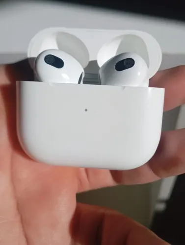AIRPODS APPLE 3° GERAÇÃO UDADO EXCELENTE, LEIA A DESCRIÇÃO <br>GERAÇÃO USADO EXCELENT