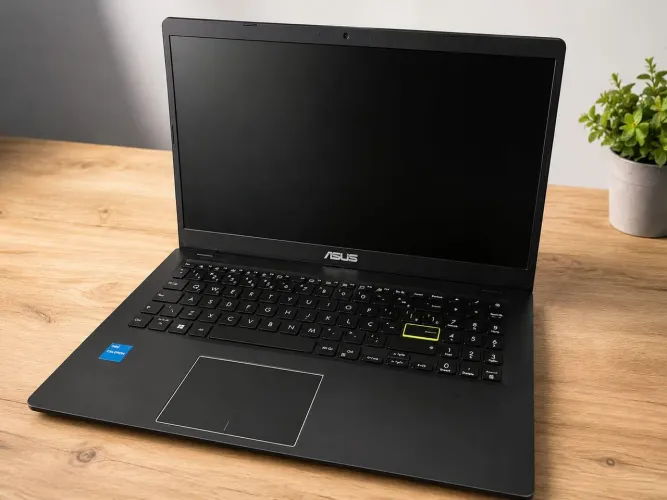 Notebook ASUS Vivobook Go 15 E510KA seminovo