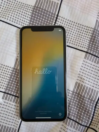 Iphone XR - 128GB - Muito NOVO!!!