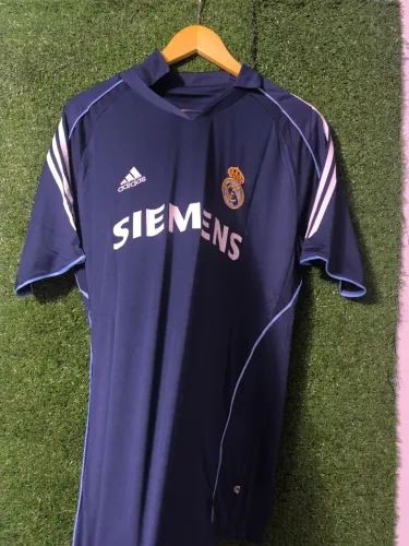 Camisa Real Madrid Retrô - Ronaldo 9