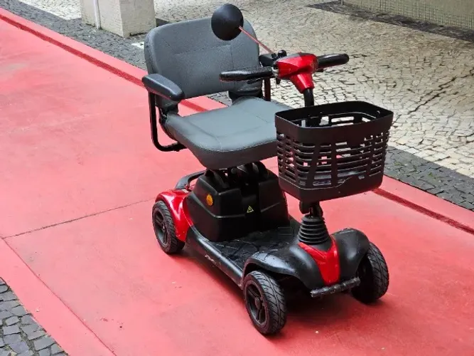 Scooter de mobilidade Ottobock Scott S [ótimo estado, completa, com carregador)