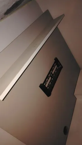 Vendo um painel de TV completo chama no zap *31