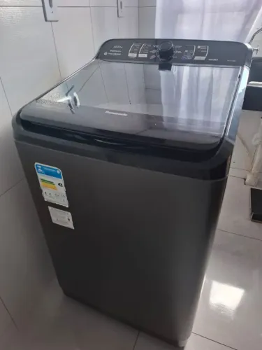 Lavadora Panasonic 12kg com 8 programas de lavagem