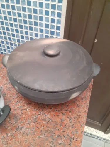 Panela de barro para uma deliciosa peixada.