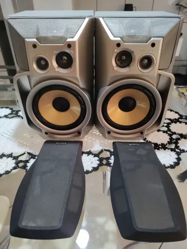 Par de caixas acústicas Sony grx800 ( usadas e antigas )