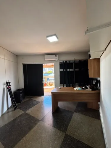 Salas Comerciais para Venda ou Locação no Edifício Center Avenida - 138 m² com Sacada