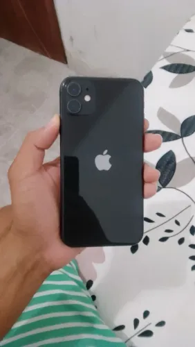 iPhone 11 Preto 64 Gigas Impecável