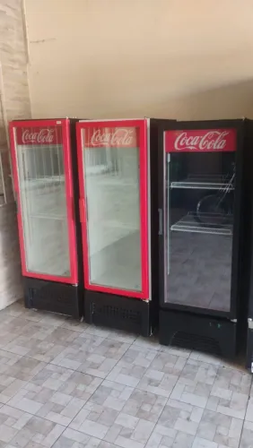 Expositora Slin refrigerador Metalfrio.