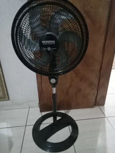 VENTILADOR DE COLUNA MONDIAL