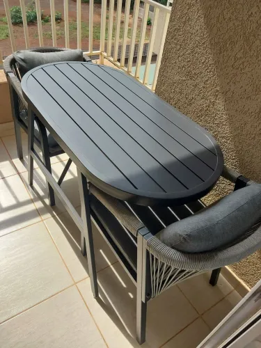 Conjunto de mesa para varanda em alumínio galvanizado fosco