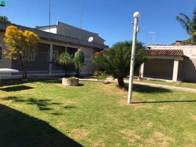 Nova Almeida, Serra-Es Casa Ampla, com 3 Quartos, sendo 1 suite terreno 600m2