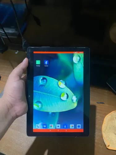 Tablet M10