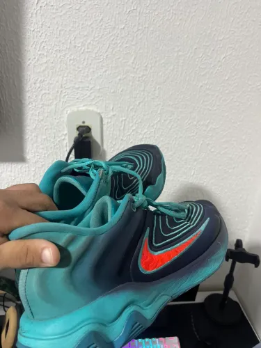GIANNIS 4 AZUL (PREÇO NEGOCIÁVEL!)