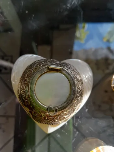 Porta joias antigos feitos de concha e prata