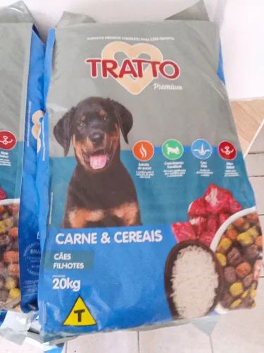 Ração trato Premium filhote 20kilos 130 reais