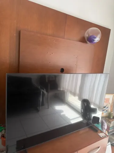 Televisão Samsung CU8000