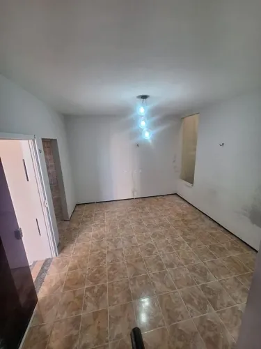 Casa com 3 Quarto(s) e 3 banheiro(s) para Alugar, 100 m² por R$ 1900 / Mês