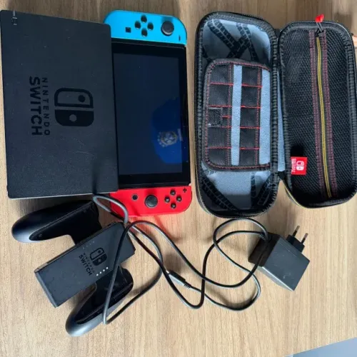 Nintendo Switch 