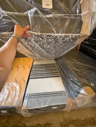Cama de solteiro nova