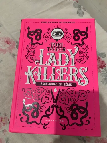 Livro Lady Killers em capa dura