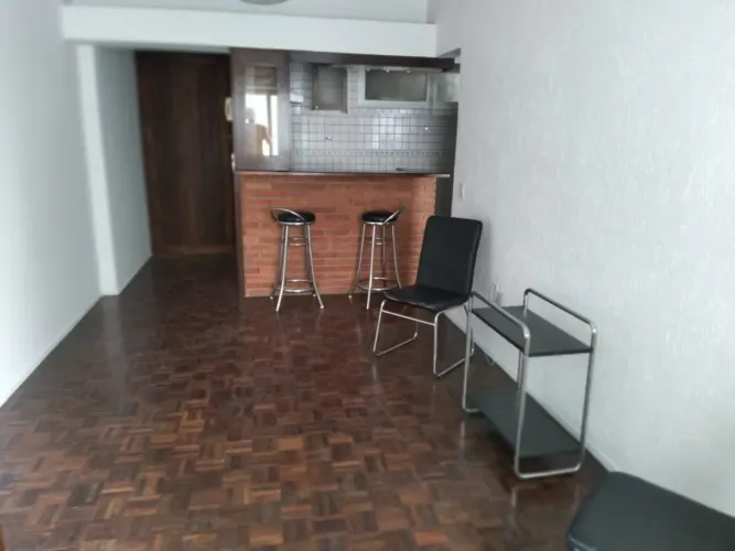 APARTAMENTO para Locação - Lindo apto Semi mobiliado, com cozinha americana, sala completa
