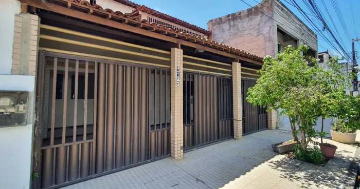 Casa Duplex no Siqueira Campos [5002]