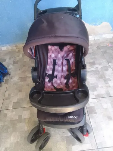 Carrinho de bebê COSCO