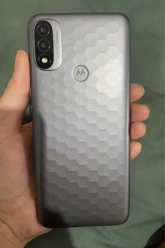 Celular Motorola E20