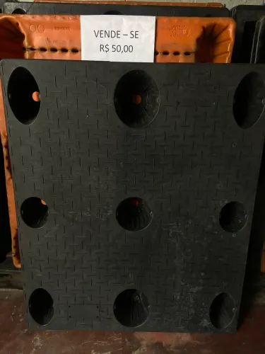 Pallet Preto 1,2 mts  x 1 mt