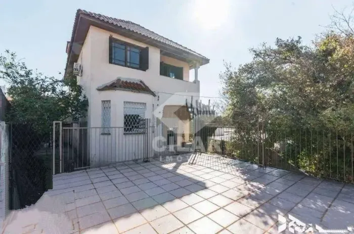 Sobrado com 4 dormitórios à venda, 190 m² por R$ 590.000,00 - Partenon - Porto Alegre/RS