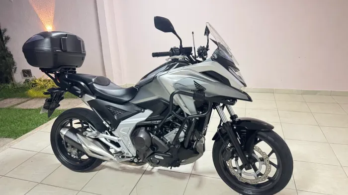 HONDA NC 750X DCT 2025 - IMPECÁVEL | APENAS 8.400 KM