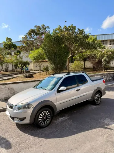 Fiat Strada Trekking 1.6 16V Flex CD 2015